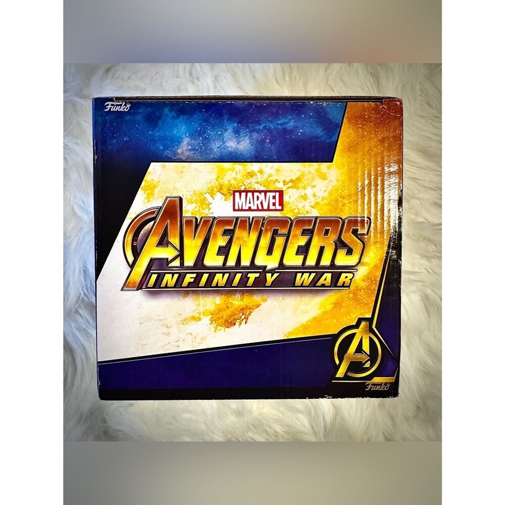 Funko Avengers Infinity War Gauntlet Vinyl Collectible Hot Topic Exclusive - Picture 8 of 12
